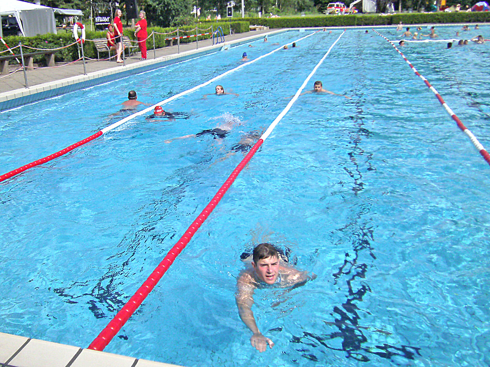 Schwimmen im Freibad in Bleckede